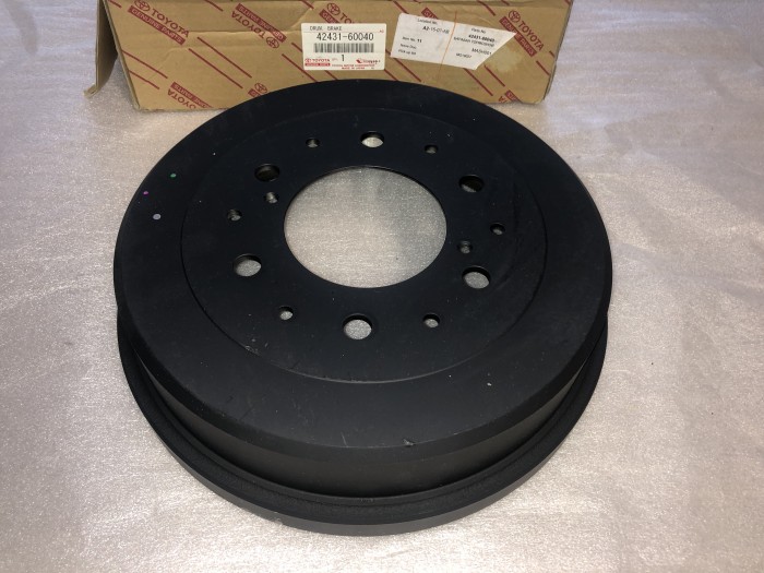 Барабан тормозной задний TOYOTA LC70 4243160040