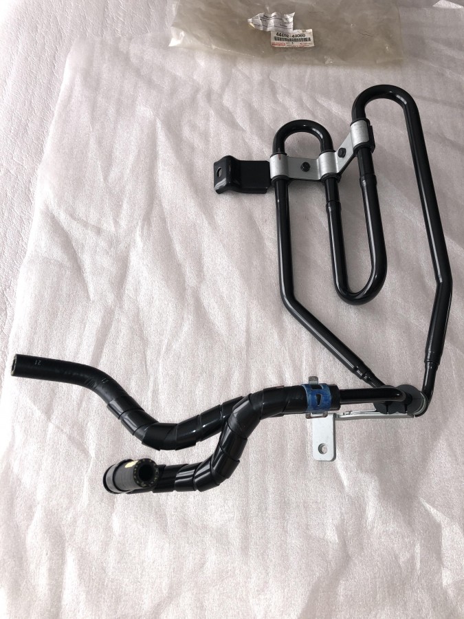 Радиатор гидроусилителя маслянный 3.5 24V 2GRFE LEXUS RX 300 2003-2009 TOYOTA 4440248060