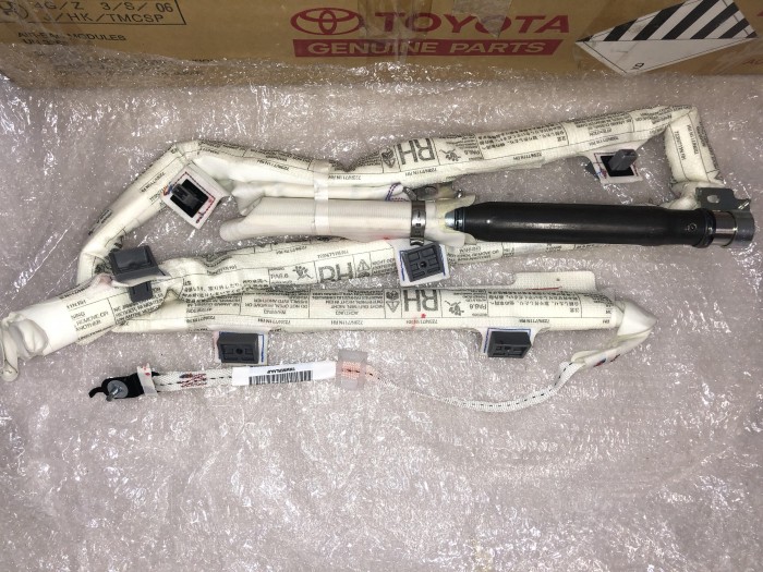 Подушка безопасности боковая правая TOYOTA COROLLA Е120 6217013011