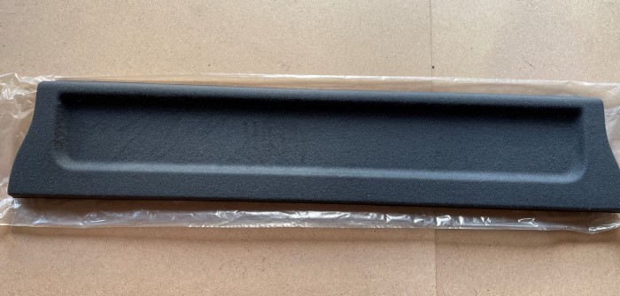 Полка задняя TOYOTA Corolla E120 6433002401B0