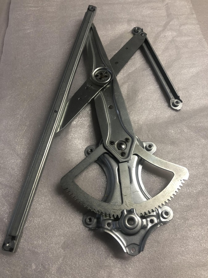 Стеклоподъемник передний левый TOYOTA CAMRY CV30 2001-2006 6980233060