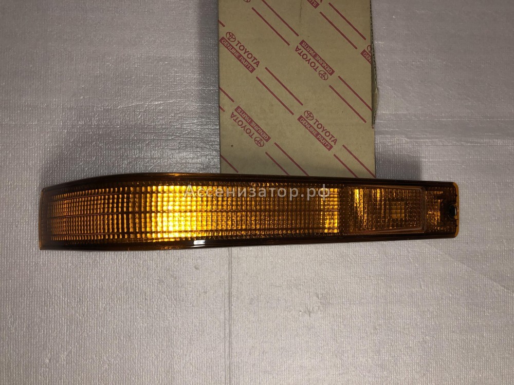 Поворотник левый TOYOTA Toyoace 4WD Double Cab '1999–2002 8152187014