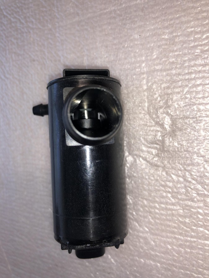 Мотор бачка омывателя TOYOTA 8533035050