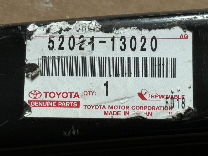 Усилитель переднего бампера Toyota Corolla Verso 5202113020