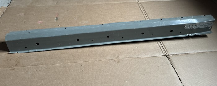 Порог правый Toyota Avensis T250 2003-2009 6140305010