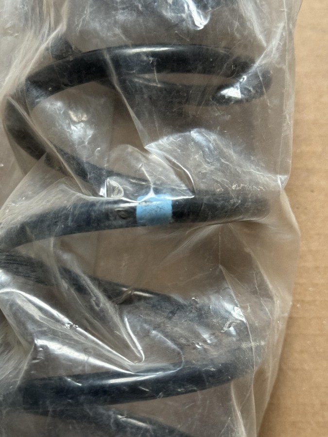 Пружина передняя Toyota Duet M110A 4813197202