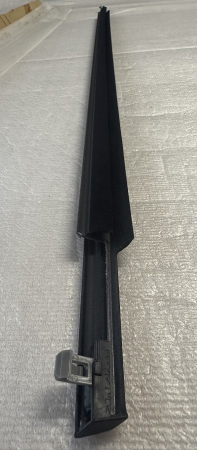 Молдинг TOYOTA Corolla Verso R10 7574064010