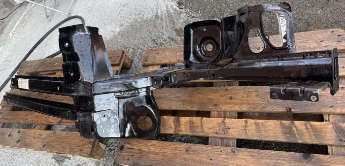 Лонжерон передний правый PEUGEOT 307 7213TA