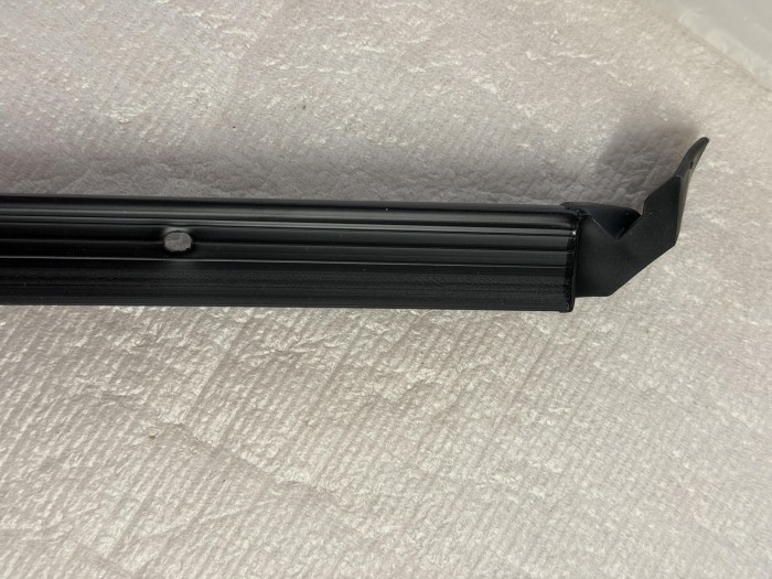 Молдинг ветрового стекла toyota LC 100 7553460050